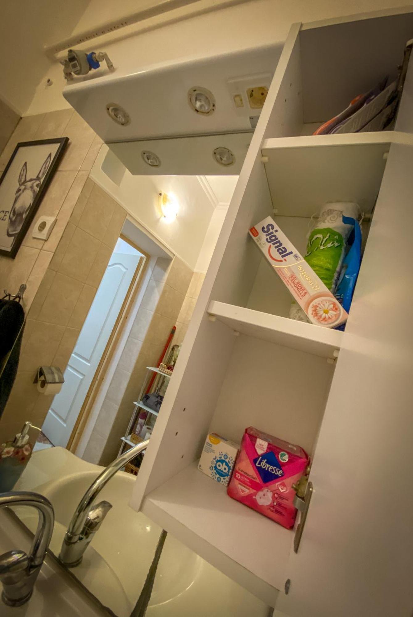 Lovely Central Apartment With Free Parking, Koezponthoz Koezeli 3 Szobas Lakas Дьор Екстериор снимка